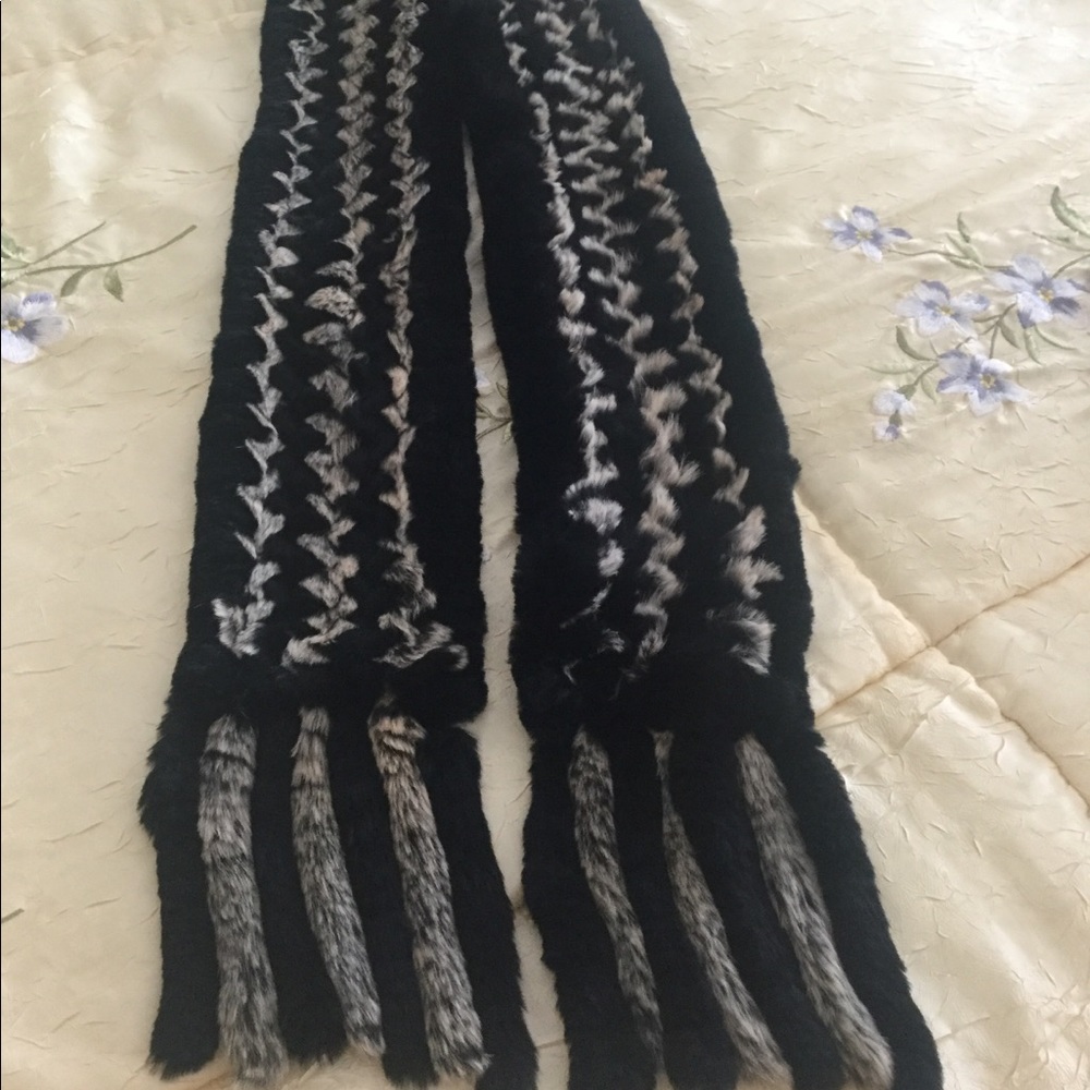 Woman’s rabbit fur scarf
